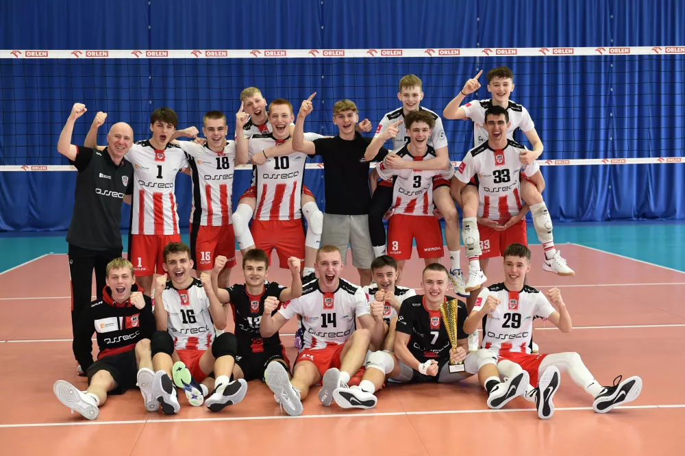 AKS RESOVIA RZESZÓW 2023/24 - JUNIORZY MŁODSI