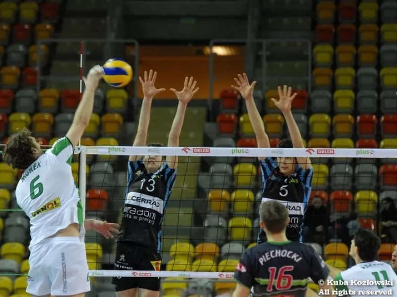 Zwycięstwo Czarnych Radom w Częstochowie. Bardzo dobry występ naszego Michała Kędzierskiego.