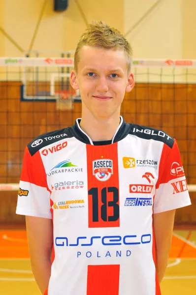 Starcie rzeszowian z kędzierzynianami podsumował dla nas nasz środkowy - Wojciech Zięzio