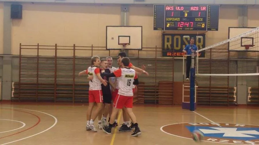 III Liga: Pewne zwycięstwo AKS-u z zespołem KU AZS