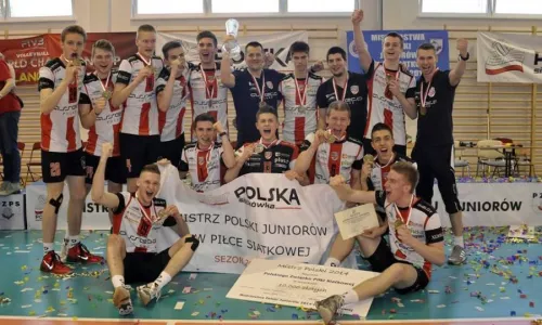 Wracamy ze złotymi medalami!!!!!! Młodzi Resoviacy nie ''do ugryzienia" na Mistrzostwach Polski Juniorów.
