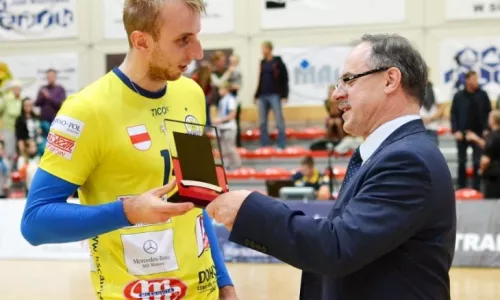 Od PlusLigi do II ligi. Drużyny w których występują nasi wychowankowie z kompletem zwycięstw.