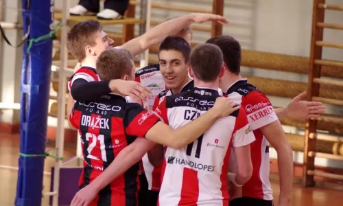 W starciu juniorów lepszy AKS I