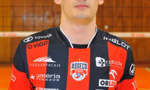 Trzecie zwyciesto z rzedu odniesli rzeszowianie. Spotkanie podsumowl Rafał Szczęch